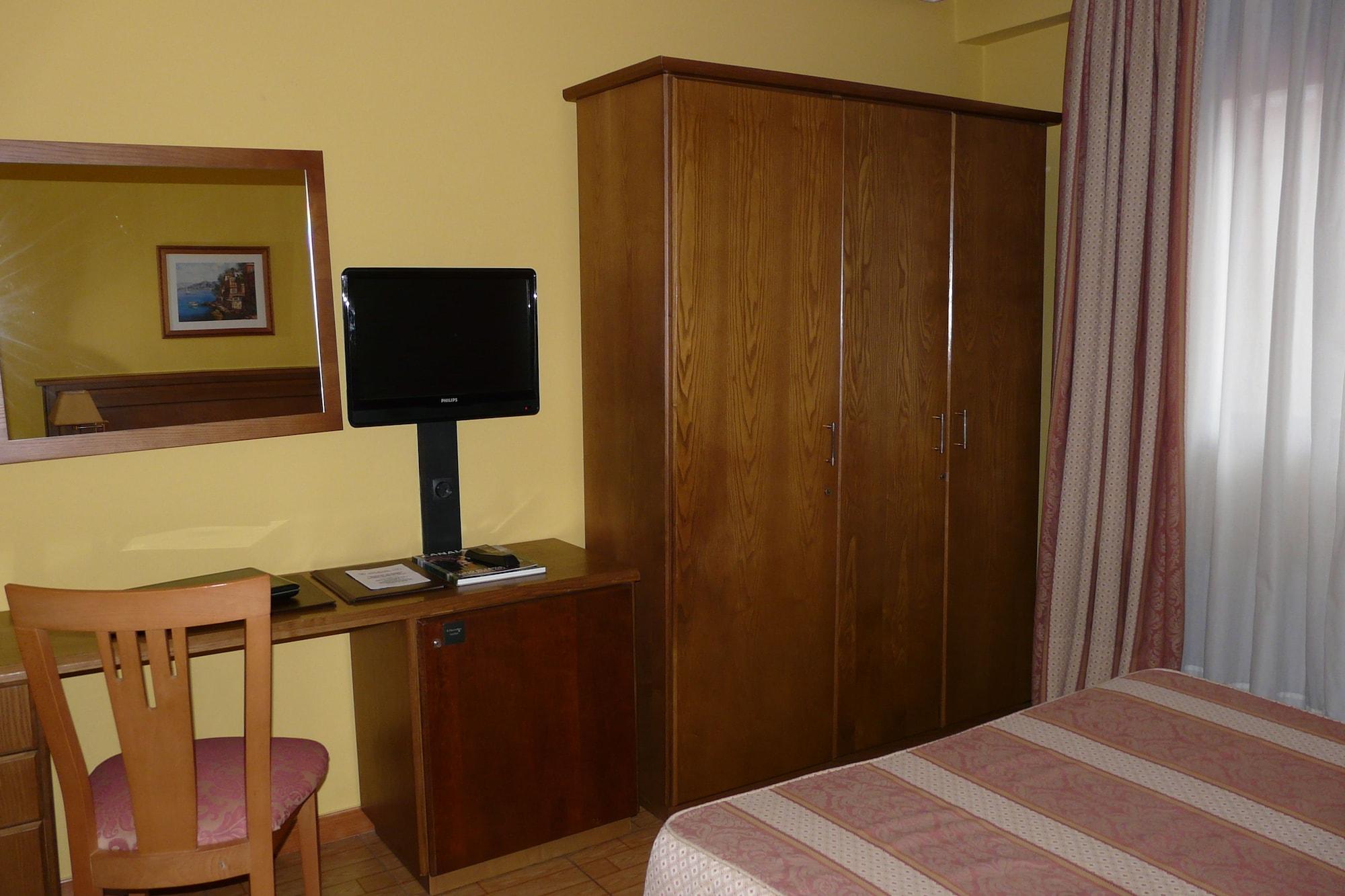 Hotel Idh Angel Oviedo Exterior foto